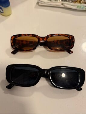 Two Rectangular Sunglasses - Tortoise Shell & Black